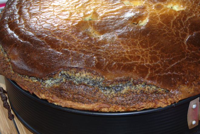 Der Birnen-Mohn-Kuchen frisch aus dem Ofen